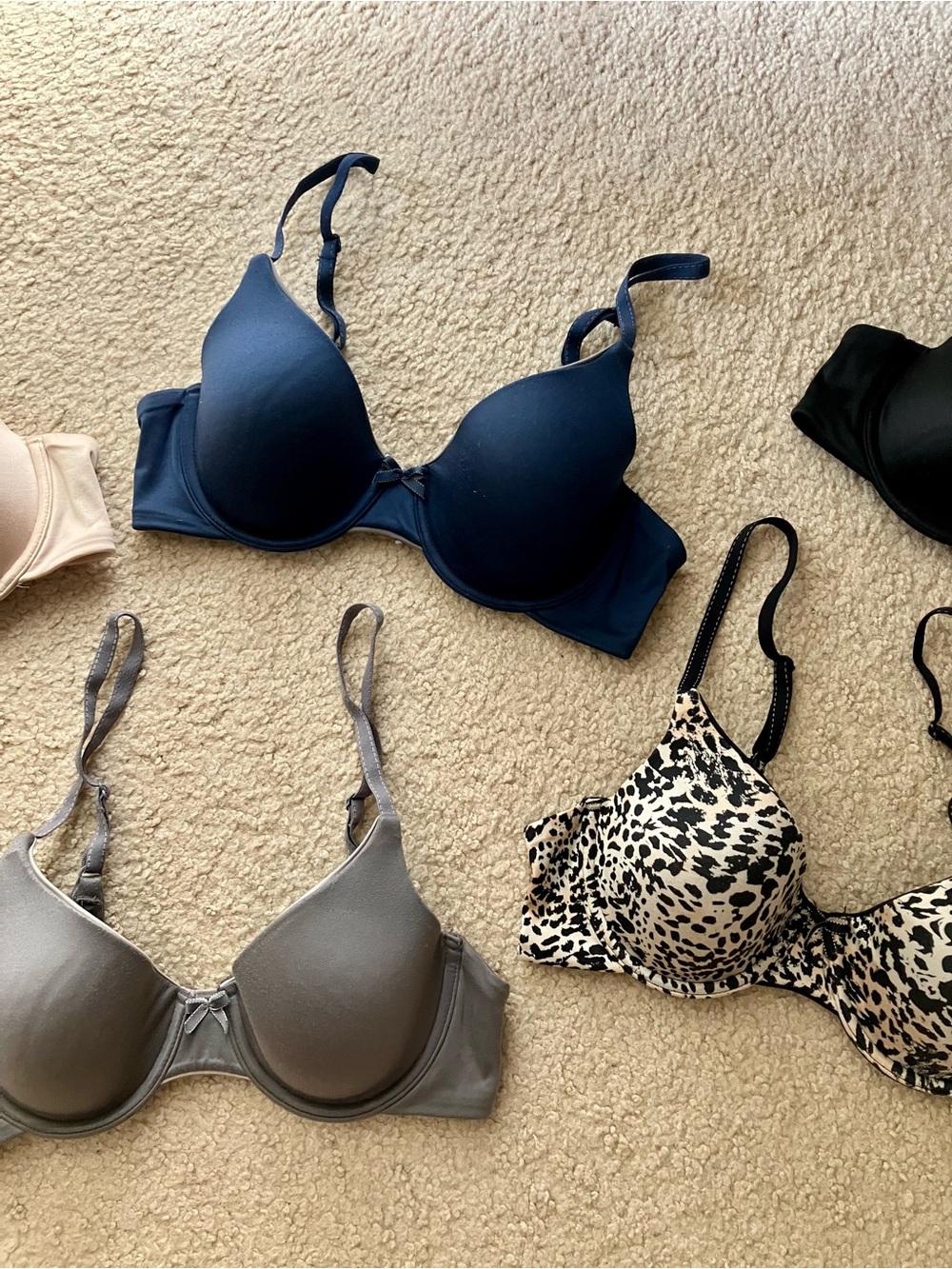 Maidenform ๐ค beautiful comfortable t shirt bras ๐ค - Picture 3 of 11